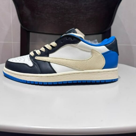 Jordan 1 low Nike travis scott x fragment sneakers - Picture 2 of 9